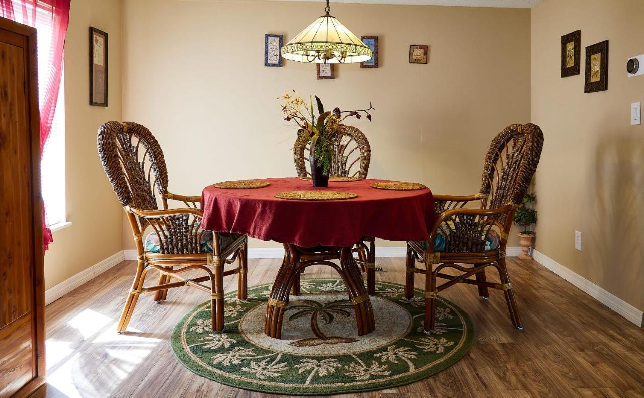 Room In Bb - Pleasant Days Bb Tropical Master Suite Homosassa Zewnętrze zdjęcie